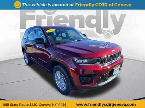 2025 Jeep Grand Cherokee Laredo
