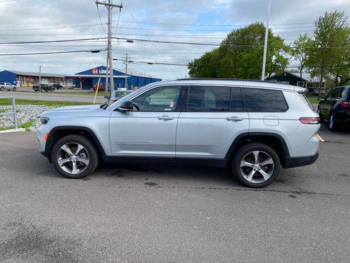 Silver Zynith 2025 Jeep Grand Cherokee L Limited