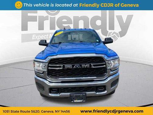 2021 RAM 2500 Tradesman Crew Cab 4x4 6'4' Box