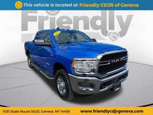 2021 RAM 2500 Tradesman Crew Cab 4x4 6'4' Box