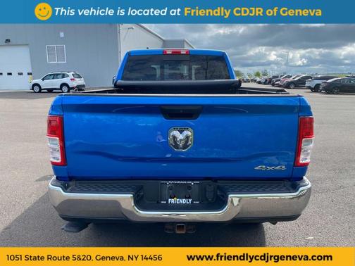 2021 RAM 2500 Tradesman Crew Cab 4x4 6'4' Box