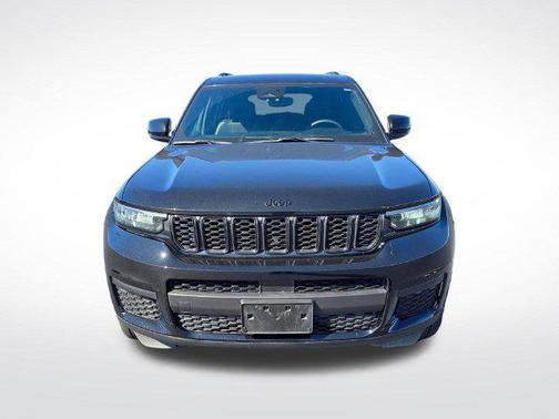 Diamond Black Crystal Pearlcoat 2023 Jeep Grand Cherokee L Altitude