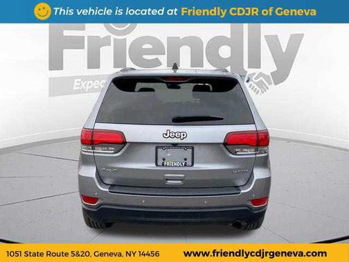 2020 Jeep Grand Cherokee Laredo