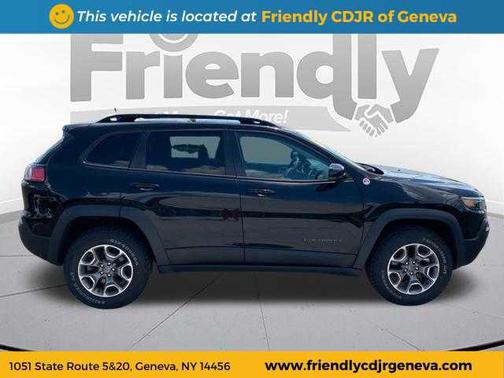 2022 Jeep Cherokee Trailhawk