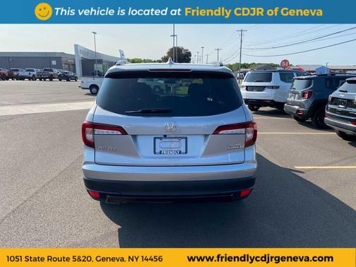 2022 Honda Pilot AWD Sport