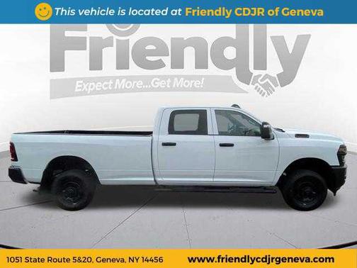 2025 RAM 2500 Tradesman Crew Cab 4x4 8' Box