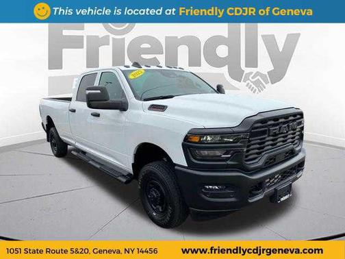 2025 RAM 2500 Tradesman Crew Cab 4x4 8' Box