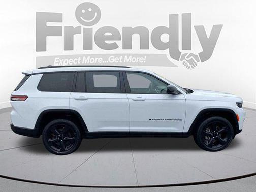 Bright White Clearcoat 2023 Jeep Grand Cherokee L Altitude