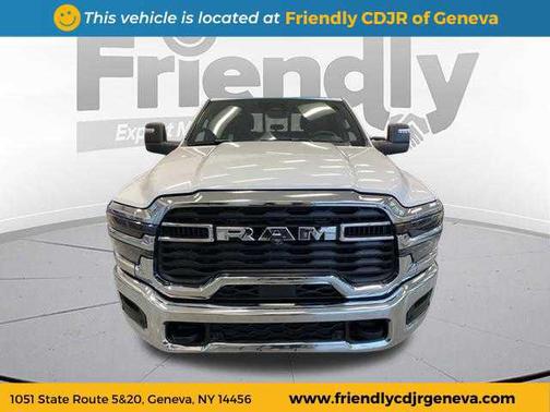 2025 RAM 2500 Tradesman Crew Cab 4x4 8' Box