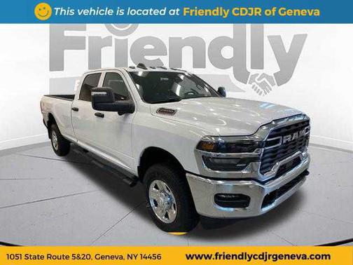 2025 RAM 2500 Tradesman Crew Cab 4x4 8' Box