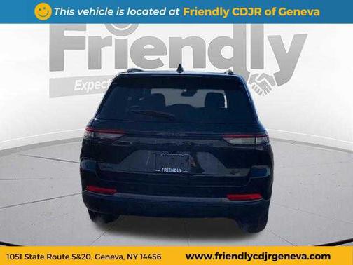 2026 Jeep Grand Cherokee Altitude