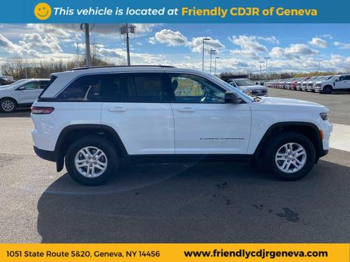 2023 Jeep Grand Cherokee Laredo