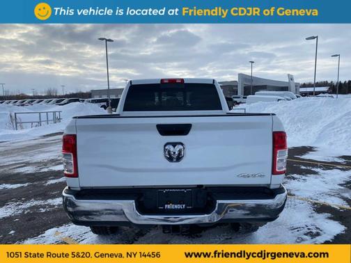 2021 RAM 2500 Tradesman Crew Cab 4x4 6'4' Box