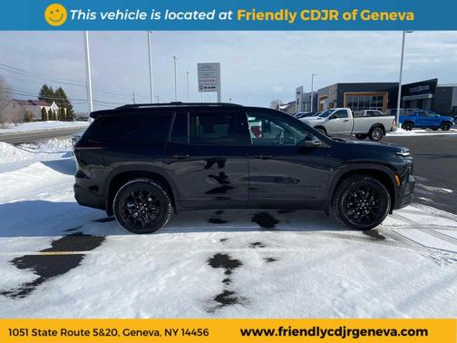 2025 Chevrolet Traverse LT