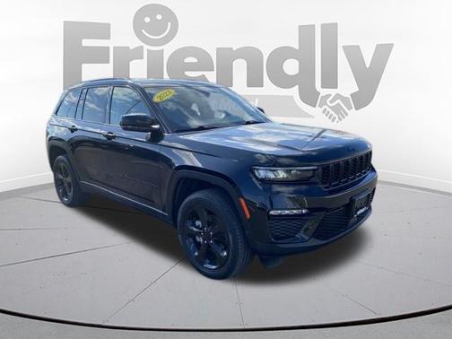 Diamond Black Crystal Pearlcoat 2023 Jeep Grand Cherokee Limited