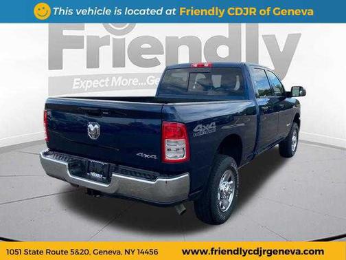 2022 RAM 2500 Tradesman Crew Cab 4x4 6'4' Box