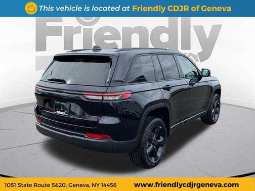 2025 Jeep Grand Cherokee Altitude