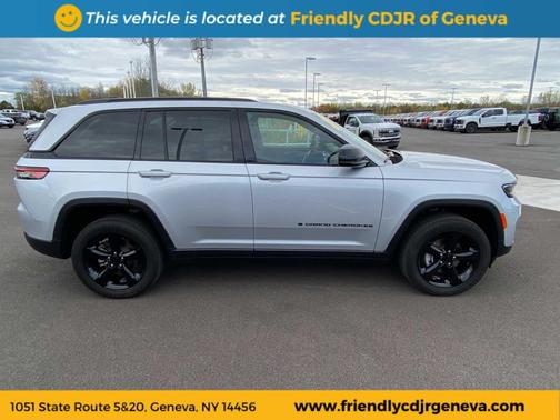 2023 Jeep Grand Cherokee Altitude