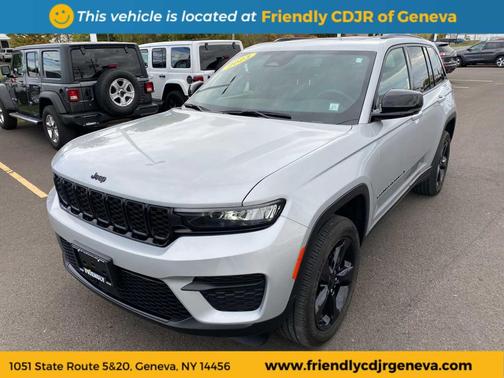 2023 Jeep Grand Cherokee Altitude