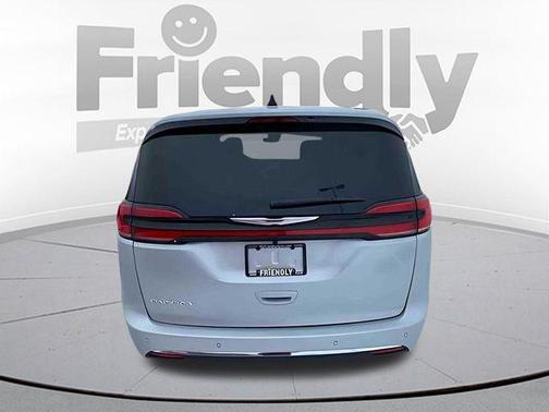 Silver Mist Clearcoat 2026 Chrysler Pacifica L