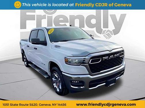 Bright White Clearcoat 2025 RAM 1500 Big Horn/Lone Star