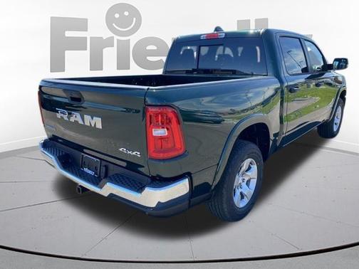 Serrano Green Metallic 2026 RAM 1500 Big Horn/Lone Star