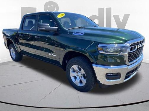 Serrano Green Metallic 2026 RAM 1500 Big Horn/Lone Star