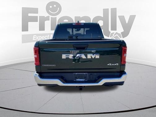 Serrano Green Metallic 2026 RAM 1500 Big Horn/Lone Star
