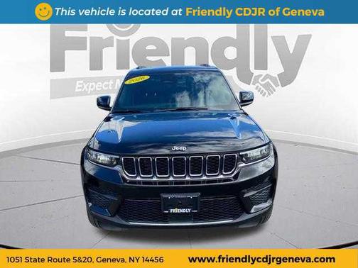 2025 Jeep Grand Cherokee Laredo