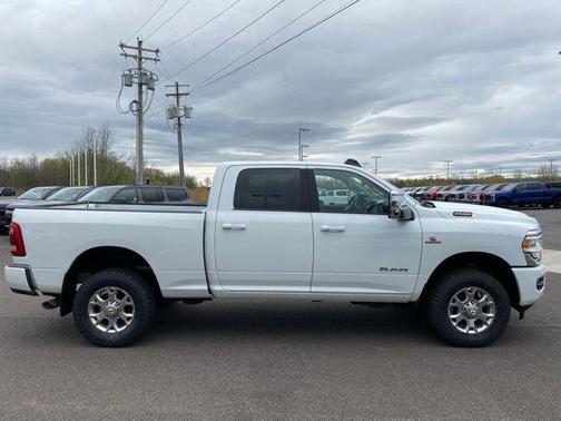 Bright White Clearcoat 2024 RAM 2500 Laramie Crew Cab 4x4 6'4' Box