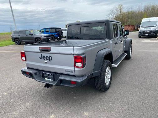 Billet Silver Metallic Clearcoat 2020 Jeep Gladiator Sport S