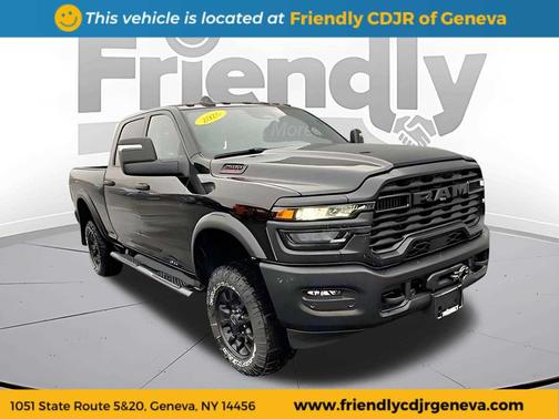 Diamond Black Crystal Pearlcoat 2026 RAM 2500 Tradesman Crew Cab 4x4 6'4' Box