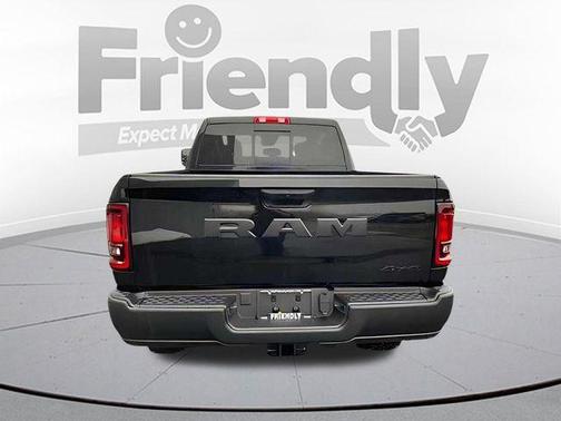 Diamond Black Crystal Pearlcoat 2026 RAM 2500 Tradesman Crew Cab 4x4 6'4' Box