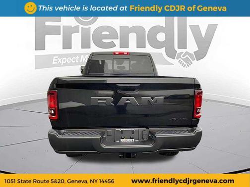 Diamond Black Crystal Pearlcoat 2026 RAM 2500 Tradesman Crew Cab 4x4 6'4' Box