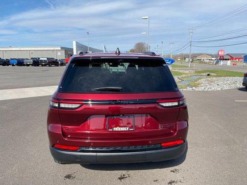 Velvet Red Pearlcoat 2023 Jeep Grand Cherokee Limited