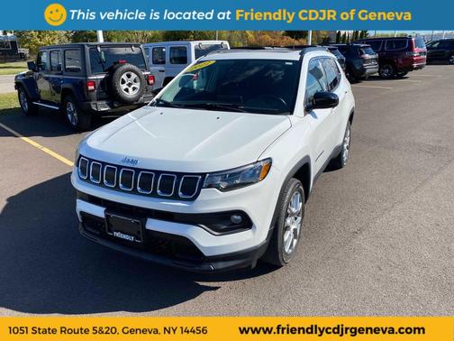 2022 Jeep Compass Latitude Lux