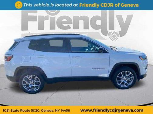 2022 Jeep Compass Latitude Lux
