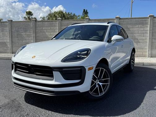 2025 Porsche Macan 