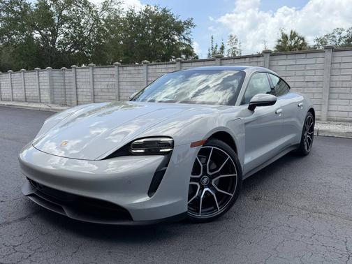 Chalk 2023 Porsche Taycan