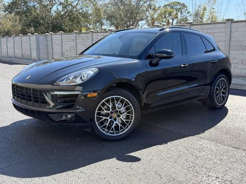 2018 Porsche Macan 