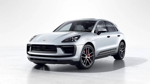 Dolomite Silver Metallic 2023 Porsche Macan