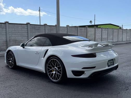 2015 Porsche 911 
