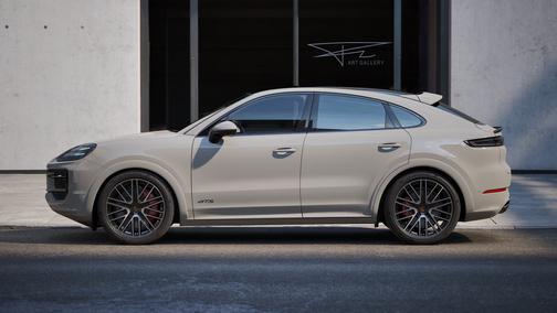 Chalk 2025 Porsche Cayenne