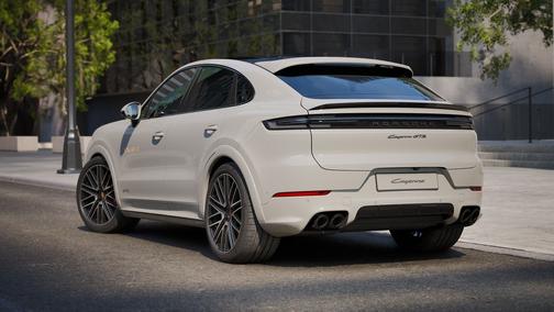 Chalk 2025 Porsche Cayenne