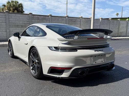 2021 Porsche 911 