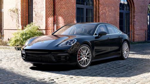 2023 Porsche Panamera 