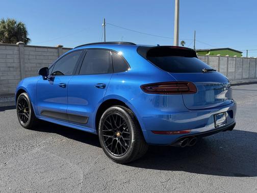 2018 Porsche Macan 