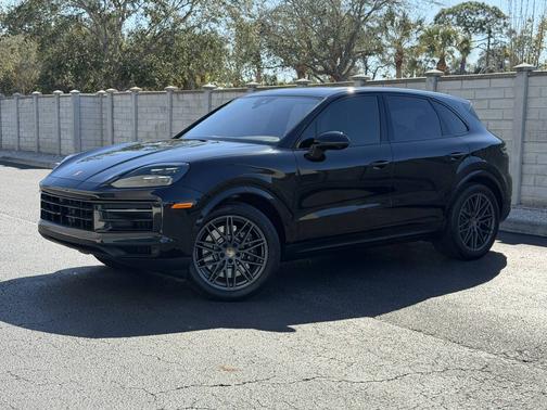 2024 Porsche Cayenne 