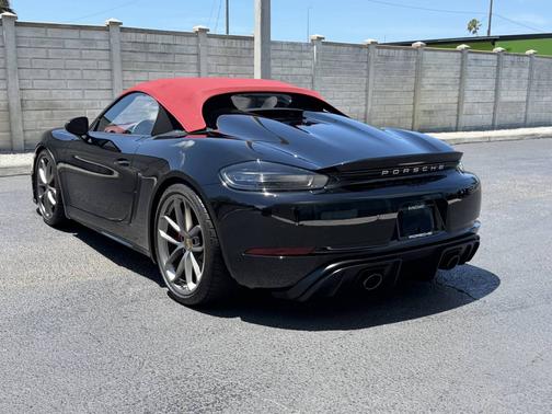 Black 2022 Porsche 718 Spyder