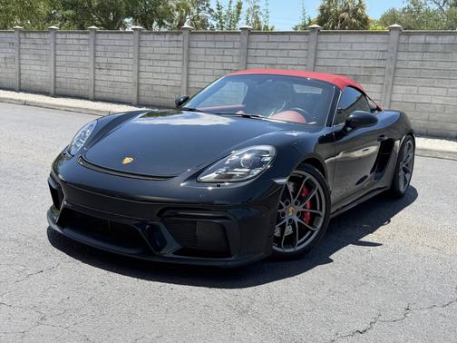 Black 2022 Porsche 718 Spyder